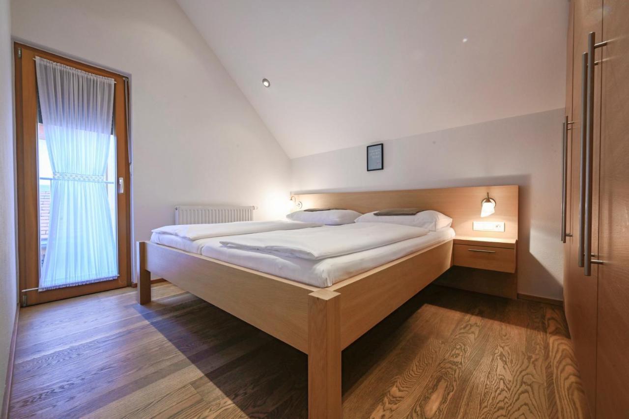 Winzerhof Kiss Otel Jois Dış mekan fotoğraf